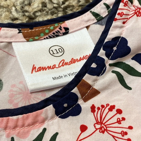 Hannah Andersson Tunic Top with 3/4 Sleeves - Picture 3 of 5